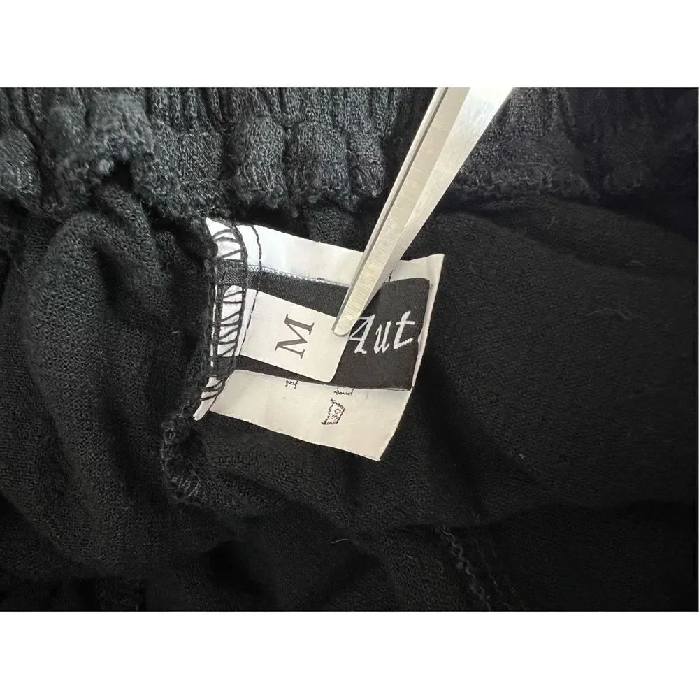 Automet Shorts - Picture 3 of 6